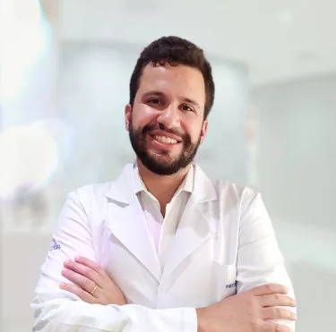 Dr. Caio Alvarenga