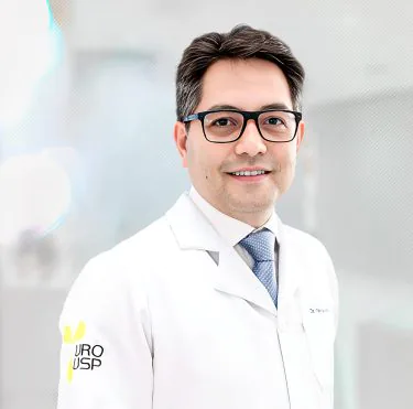 Dr. Fernando Saito