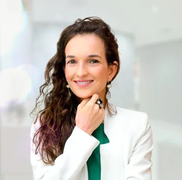 Dra. Lívia de Brito Barbosa